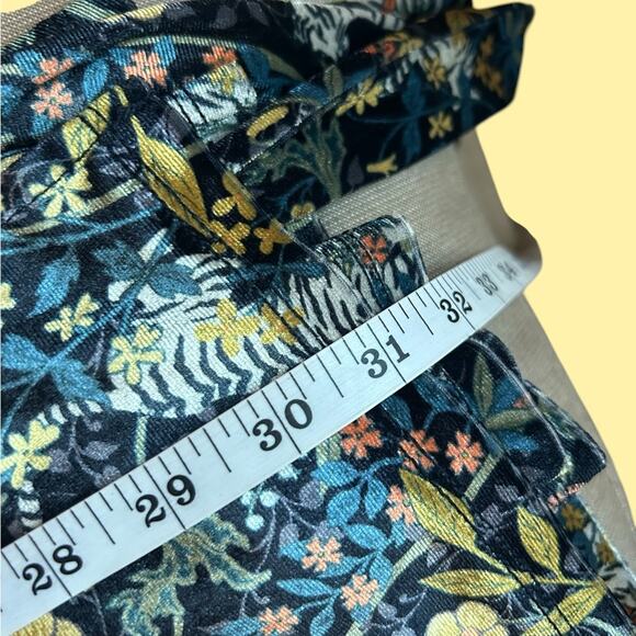 Urban Outfitters Teresa Velvet Tiger Floral Wrap Dress Small - Picture 5 of 13